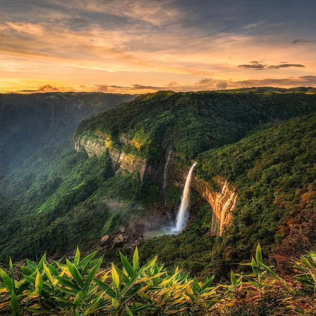4 Nights 5 Days Meghalaya Holiday Package