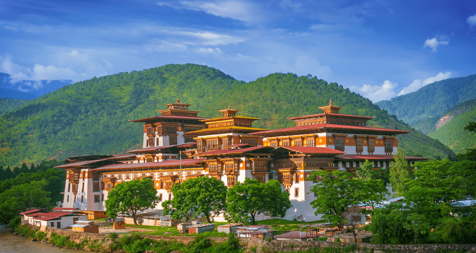 Exploring Bhutan’s Enchanting Lakes: The Tranquil Gems of the Himalayas
