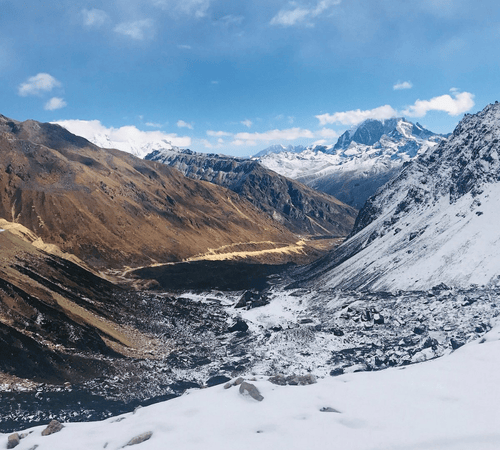 Best 5 Nights 6 Days North Sikkim & Gangtok Tour – Explore Yumthang & Gurudongmar!